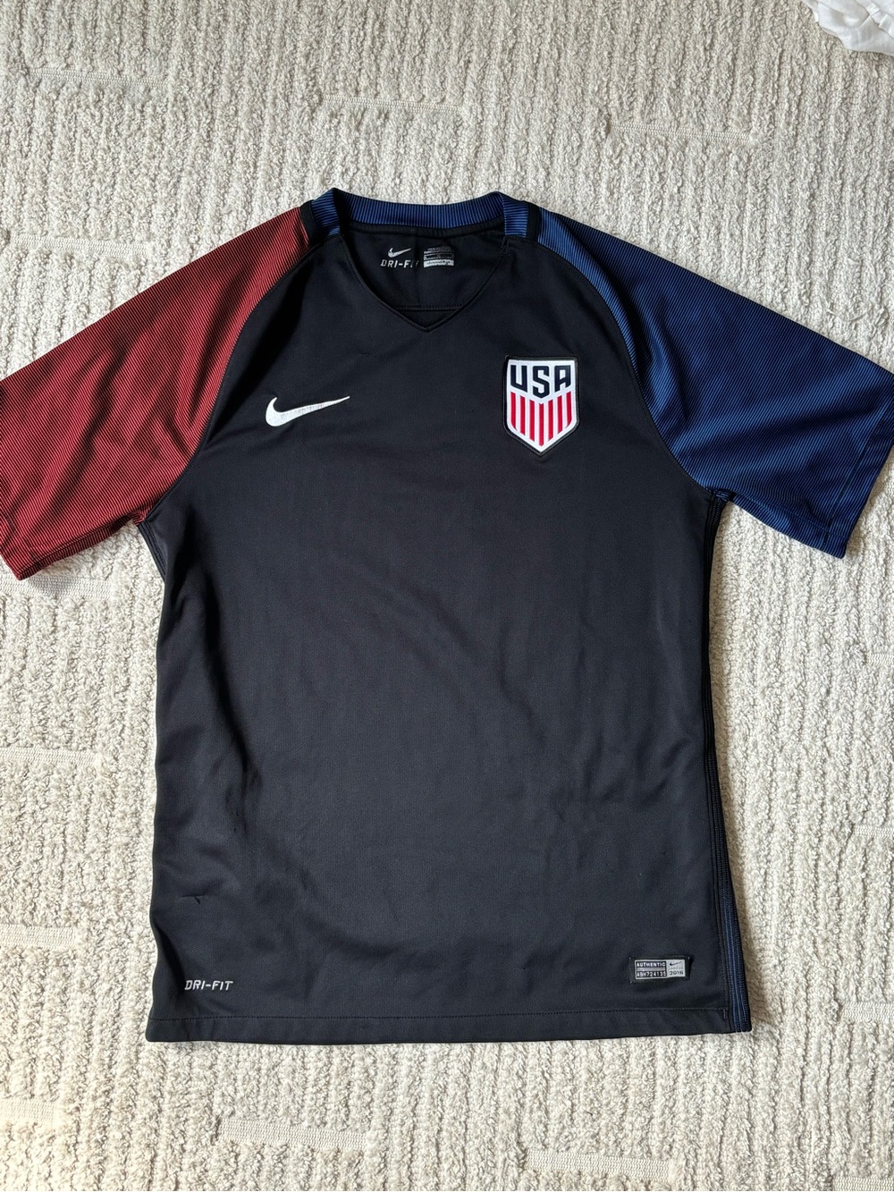 2016 Nike USMNT Away Black Jersey (Medium)